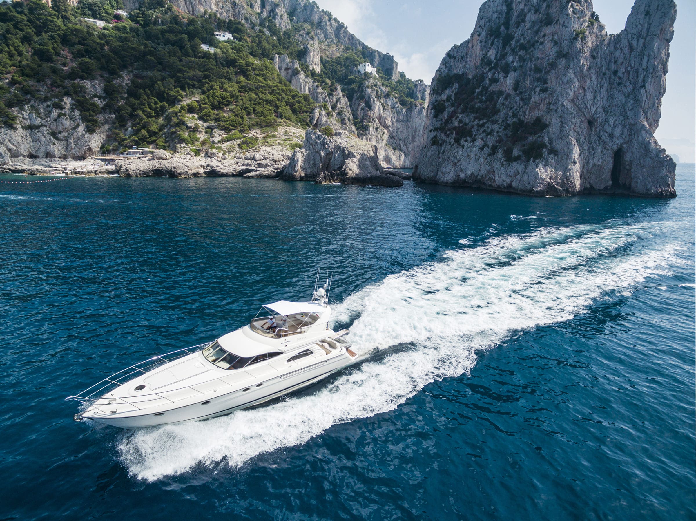 Featured Luxury Yacht